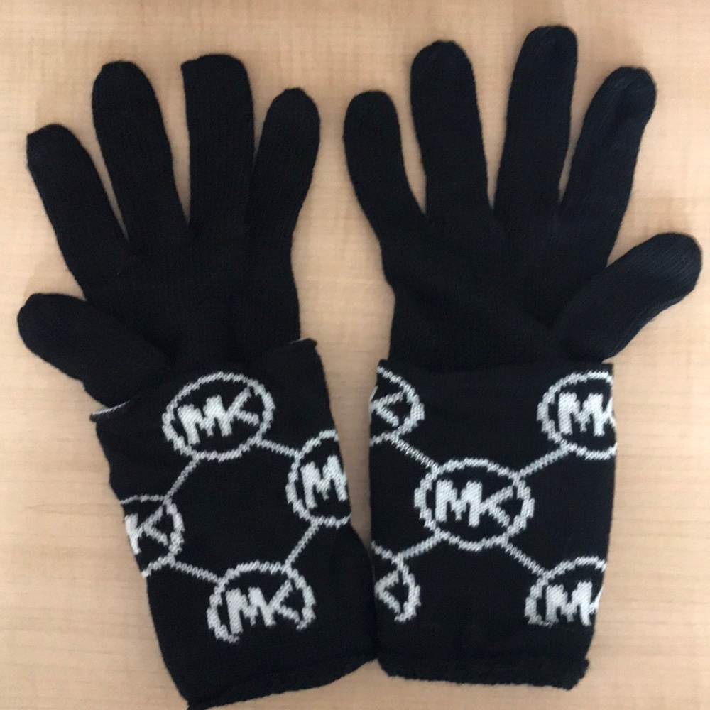 Michael Kors gloves